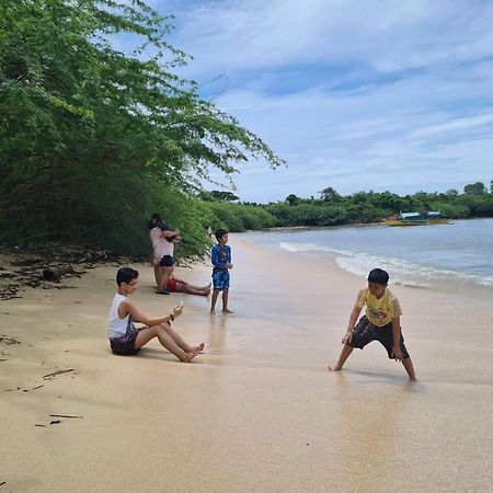 Calatagan'S Bahay Kubo - With Beach Access Villa Batangas Luaran gambar