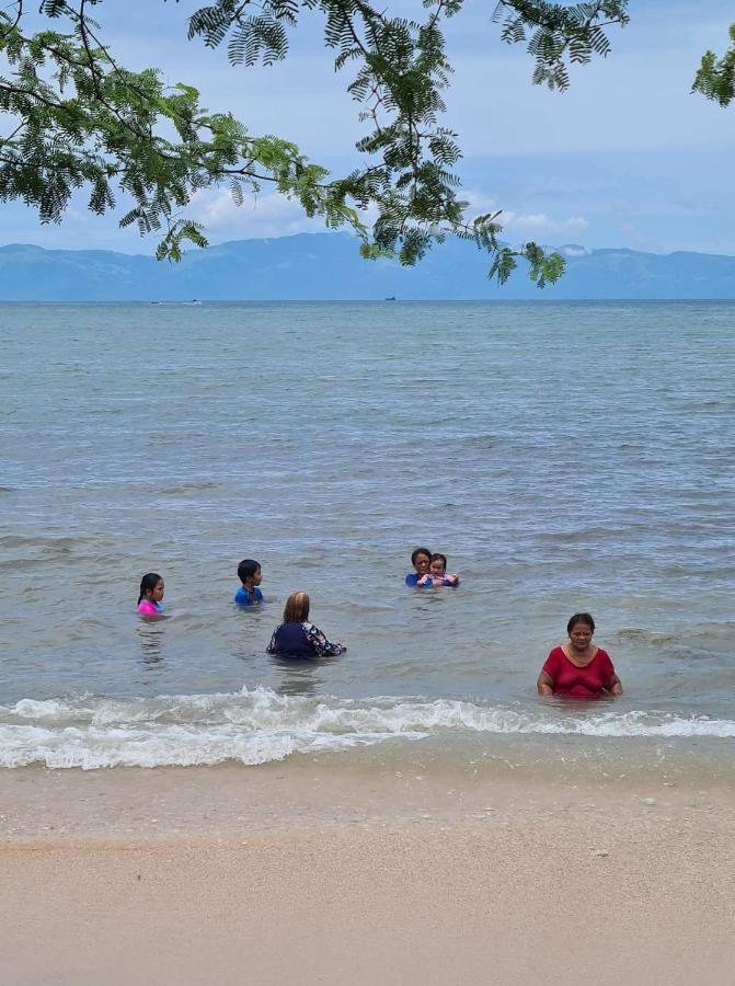 Calatagan'S Bahay Kubo - With Beach Access Batangas Luaran gambar